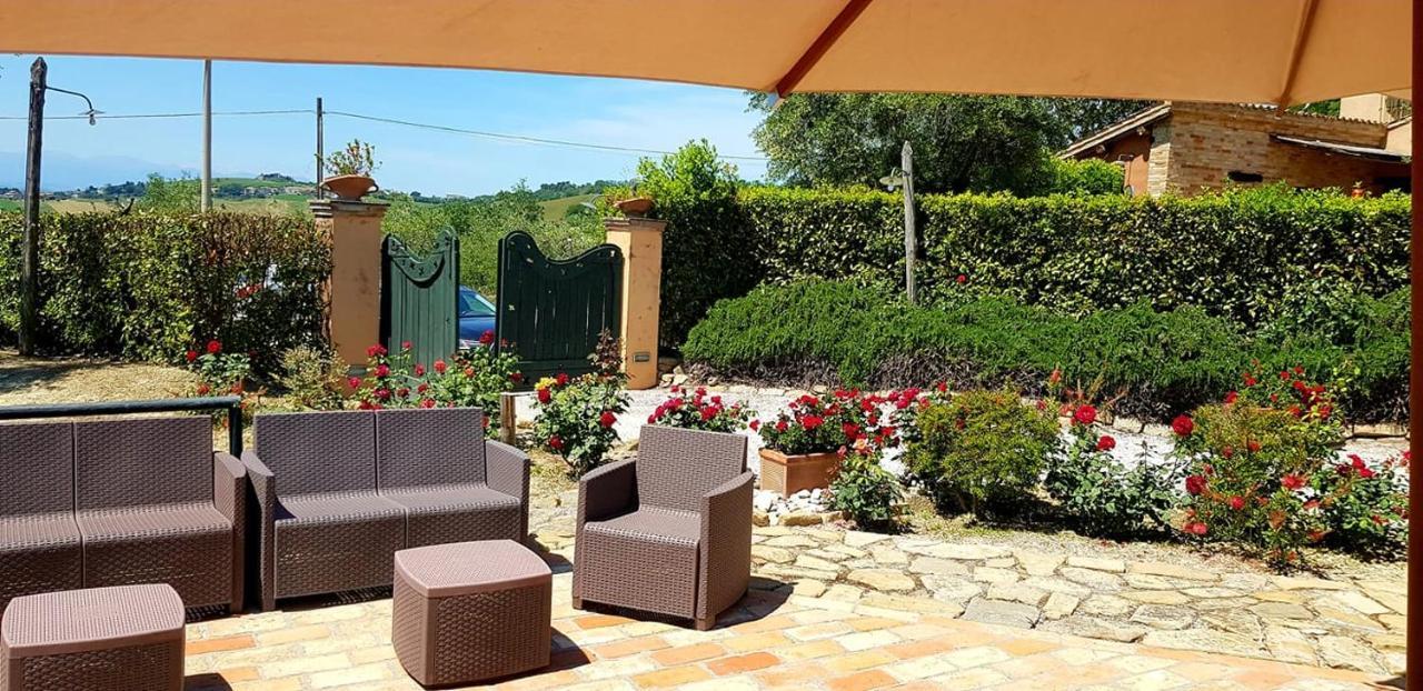 Agriturismo Fiore Di Campo Фермо Экстерьер фото