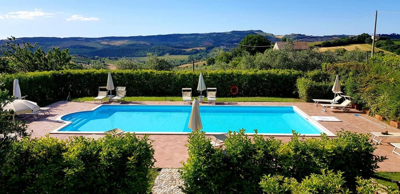 Agriturismo Fiore Di Campo Фермо Экстерьер фото