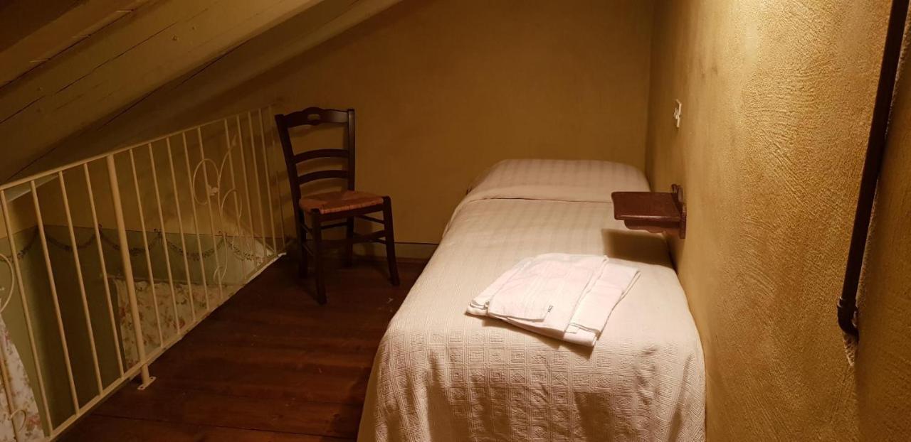 Agriturismo Fiore Di Campo Фермо Экстерьер фото